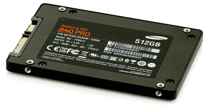 그림 2: 삼성 SSD 840 Pro (512 GB)